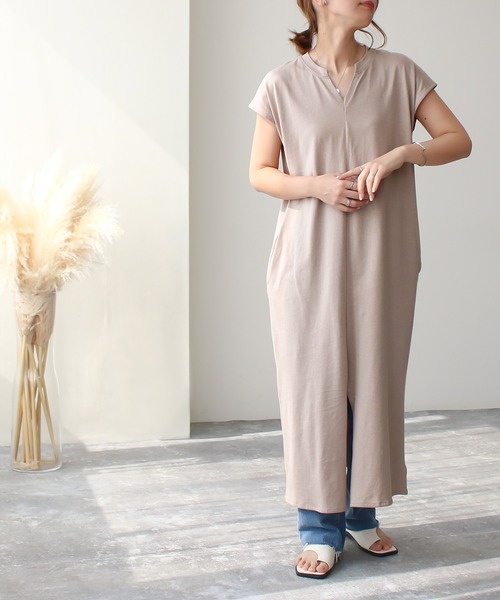 Social GIRL(ソーシャルガール)の「【RS】【Social GIRL】スリットキーネックTシャツワンピース(ワンピース・レディース・オフホワイト・M)」の15枚目の写真