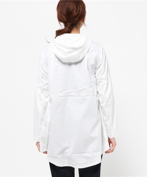 PUMA(プーマ)の「WINDRUNNER (WOMEN)(その他アウター・レディース・ホワイト/ブラック・LARGE/SMALL/MEDIUM)」の5枚目の写真