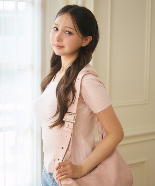TITTY&CO.(ティティーアンドコー)の「パールロゴリブニットトップス(ニット/セーター・レディース・ピンク/ブルー・FREE)」の6枚目の写真