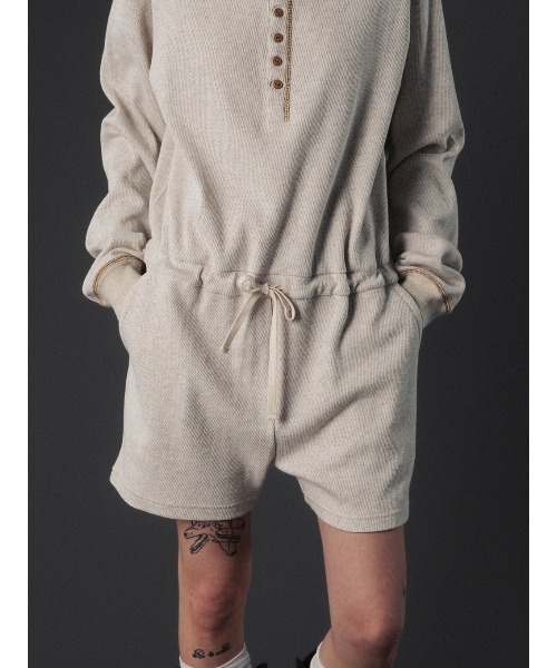 ELCHELE（エルチェレ）の「FAITH HENLEY NECK ROMPERS（サロペット/オーバーオール・レディース・コーラル/オートミール/ライトブラウン・38/36）」の5枚目の写真