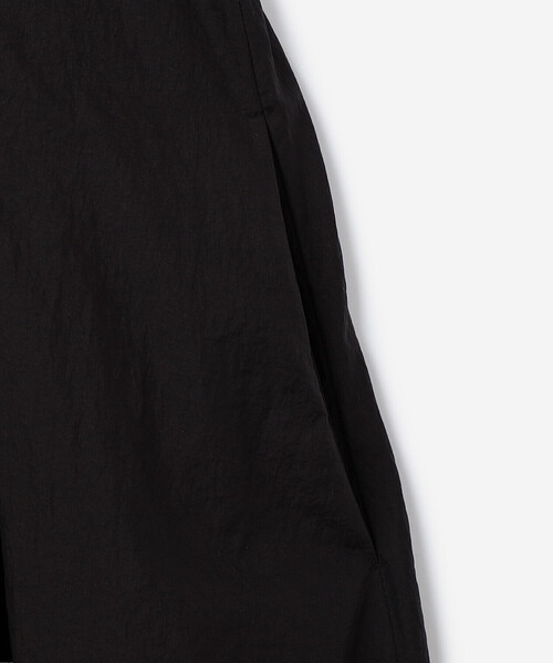 Bshop（ビショップ）の「eunoia | ツイスト Vネックノースリーブワンピース WOMEN（ワンピース・レディース・ブラック・ONE）」の13枚目の写真