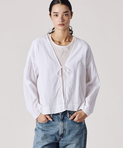 Bshop(ビショップ)の「INDIA INDUSTRY | コットンドビー カーディガンシャツ WOMEN(シャツ/ブラウス・レディース・オフホワイト・1)」の1枚目の写真