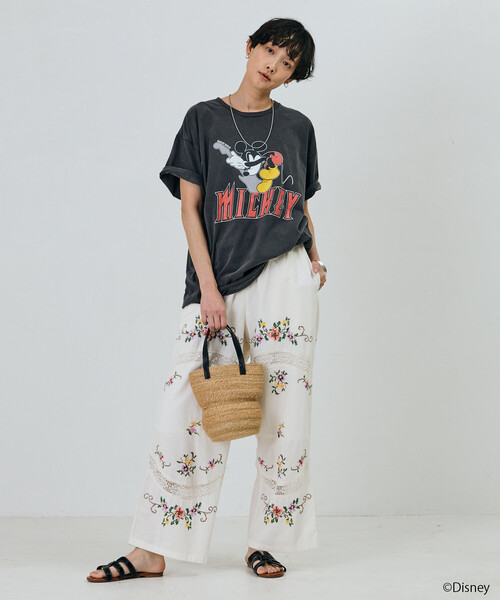 Freada(フリーダ)の「Freada/フリーダ 【MICKEY / ミッキー】ロック ビッグTシャツ(Tシャツ/カットソー・レディース・ブラック/ピンク・ONE SIZE)」の13枚目の写真