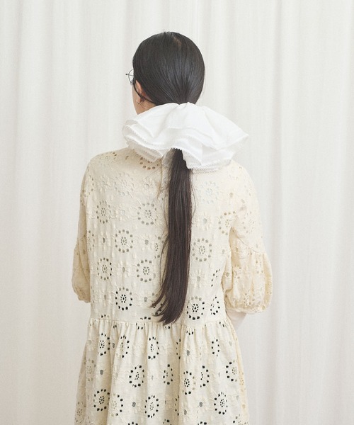 fig London(フィグロンドン)の「_chouchou Diana(シュシュ・レディース・ホワイト/ブラック・FREE)」の3枚目の写真
