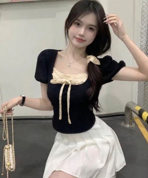 lulufa(ルルファ)の「フロントリボンレースデザインタイトTシャツ(Tシャツ/カットソー・レディース・ホワイト/ブラック・LARGE/MEDIUM)」の3枚目の写真
