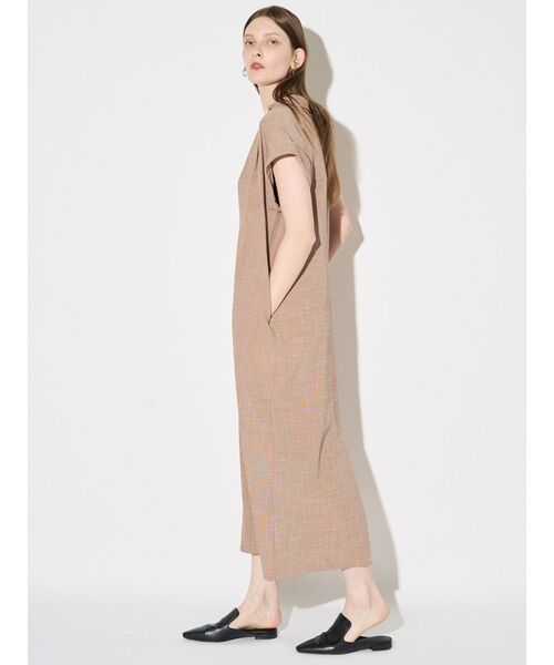 ELENDEEK（エレンディーク）の「スキッパールーズワンピース（ワンピース・レディース・グレー/ブラウン・2/1）」の7枚目の写真