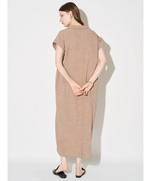 ELENDEEK（エレンディーク）の「スキッパールーズワンピース（ワンピース・レディース・グレー/ブラウン・2/1）」の8枚目の写真