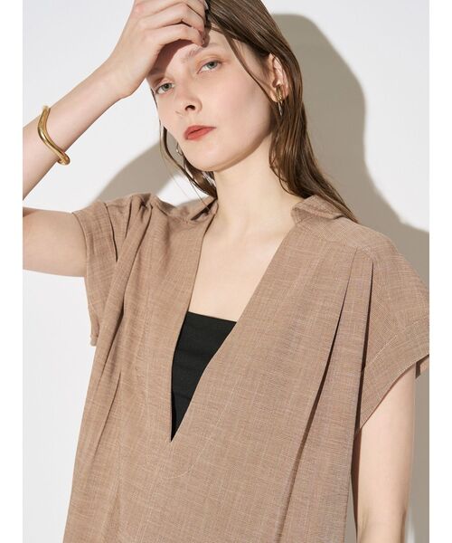 ELENDEEK（エレンディーク）の「スキッパールーズワンピース（ワンピース・レディース・グレー/ブラウン・2/1）」の9枚目の写真