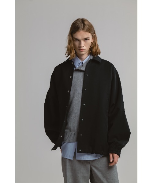 CINOH(チノ)の「DEEP ARMHOLE COACH JACKET(ブルゾン・メンズ・ブラック・46)」の1枚目の写真