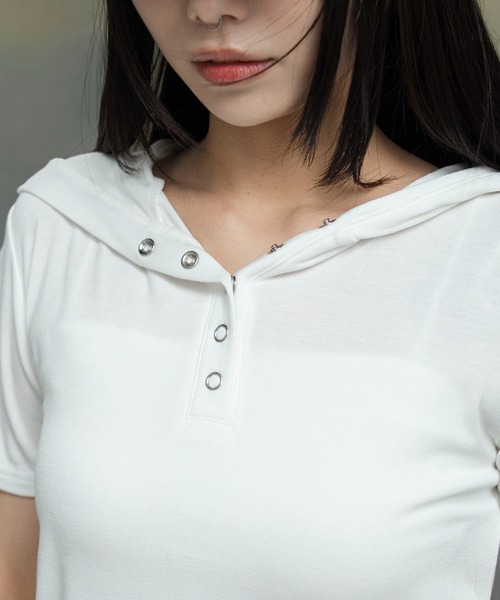WEGO(ウィゴー)の「WEGO/【26年春夏新作】ヘンリーネックフードT(Tシャツ/カットソー・レディース・その他1/ホワイト/その他2・FREE)」の8枚目の写真