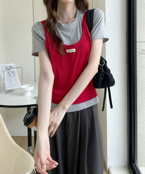 Ada.(エイダ)の「フェイク レイヤード バイカラー タンクトップ ドッキング カットソー(Tシャツ/カットソー・レディース・レッド/ネイビー/ベージュ/グレー・FREE)」の14枚目の写真