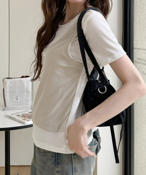 Ada.(エイダ)の「フェイク レイヤード バイカラー タンクトップ ドッキング カットソー(Tシャツ/カットソー・レディース・レッド/ネイビー/ベージュ/グレー・FREE)」の18枚目の写真
