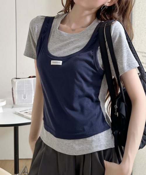 Ada.(エイダ)の「フェイク レイヤード バイカラー タンクトップ ドッキング カットソー(Tシャツ/カットソー・レディース・レッド/ネイビー/ベージュ/グレー・FREE)」の6枚目の写真