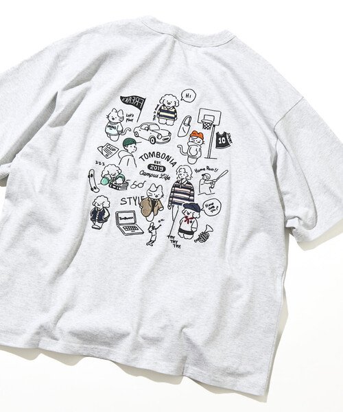 FREAK'S STORE(フリークスストア)の「tombonia/トムボニア バックプリント クルーネックTシャツ/キャンパスライフ(Tシャツ/カットソー・メンズ・ラベンダー/ライトグレー/ホワイト/チャコールグレー・LARGE/MEDIUM/SMALL)」の3枚目の写真