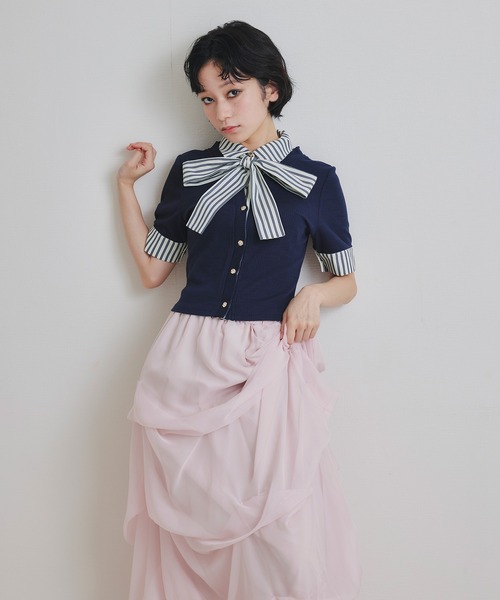 REDYAZEL(レディアゼル)の「ストライプリボンタイレイヤードニットトップス(ニット/セーター・レディース・ネイビー/レッド/キナリ・FREE)」の6枚目の写真