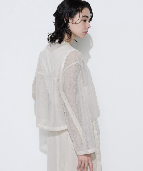 K.T KIYOKO TAKASE(キヨコタカセ)の「【セットアップ対応】リネンシアーラッセル ブルゾン(ブルゾン・レディース・サックスブルー/キナリ/ブラック・9号/11号)」の15枚目の写真