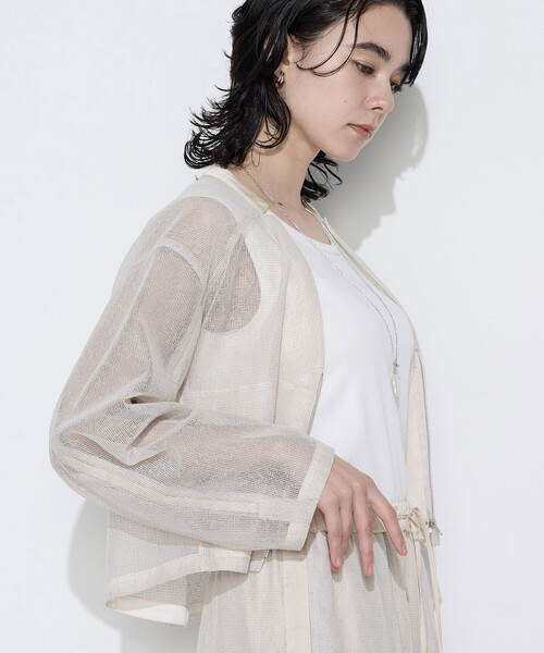 K.T KIYOKO TAKASE(キヨコタカセ)の「【セットアップ対応】リネンシアーラッセル ブルゾン(ブルゾン・レディース・サックスブルー/キナリ/ブラック・9号/11号)」の16枚目の写真