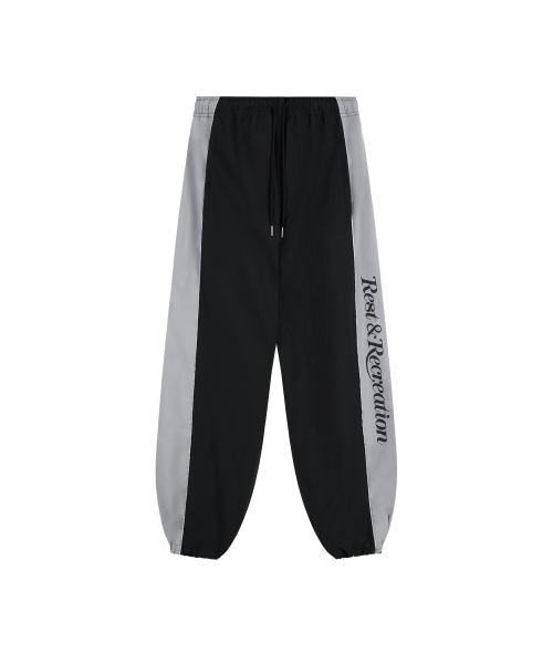 Rest&Recreation(レストアンドレクリエーション)の「NYLON TRACK PANTS - BLACK(スウェットパンツ・メンズ・その他・ONE)」の3枚目の写真