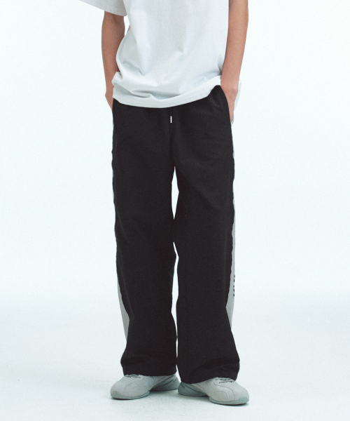 Rest&Recreation(レストアンドレクリエーション)の「NYLON TRACK PANTS - BLACK(スウェットパンツ・メンズ・その他・ONE)」の7枚目の写真