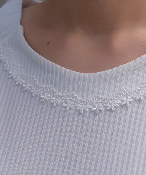 axes femme(アクシーズファム)の「ネモフィラ×スズラン刺繍プルオーバー(Tシャツ/カットソー・レディース・ホワイト/ピンク/サックスブルー・FREE)」の4枚目の写真