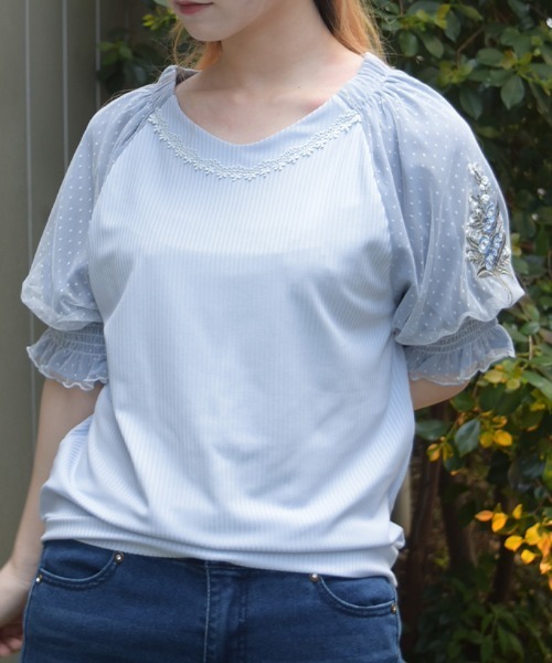 axes femme(アクシーズファム)の「ネモフィラ×スズラン刺繍プルオーバー(Tシャツ/カットソー・レディース・ホワイト/ピンク/サックスブルー・FREE)」の5枚目の写真