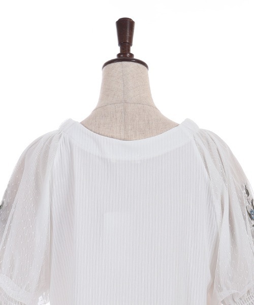 axes femme(アクシーズファム)の「ネモフィラ×スズラン刺繍プルオーバー(Tシャツ/カットソー・レディース・ホワイト/ピンク/サックスブルー・FREE)」の16枚目の写真
