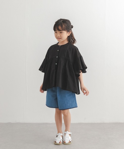 URBAN RESEARCH DOORS(アーバンリサーチドアーズ)の「『親子リンク』コットンボイルピンタックブラウス(KIDS)(シャツ/ブラウス・キッズ・ブラック/ブルー・120/105/135)」の10枚目の写真