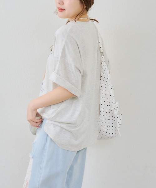 continuer de NICE CLAUP(コンティニューデナイスクラップ)の「くまちゃんとお花ロゴT(Tシャツ/カットソー・レディース・ブラック/オートミール/ピンク/オフホワイト・FREE)」の14枚目の写真