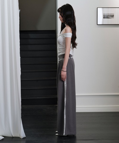 andwang(アンドワン)の「Side lace slacks(スラックス・レディース・ブラック/グレー・SMALL/MEDIUM)」の9枚目の写真