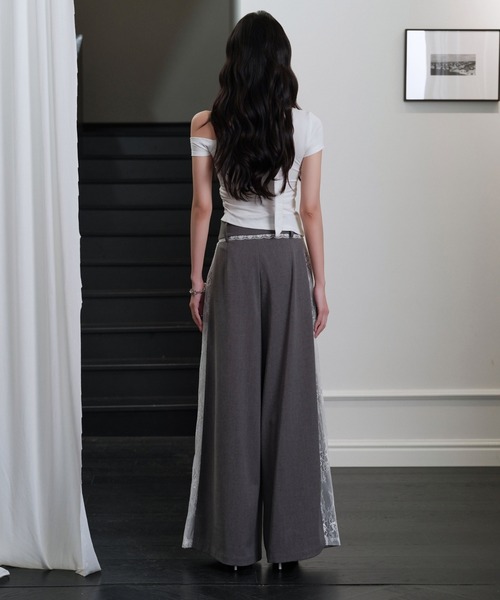 andwang(アンドワン)の「Side lace slacks(スラックス・レディース・ブラック/グレー・SMALL/MEDIUM)」の10枚目の写真