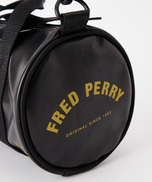 FRED PERRY（フレッドペリー）の「【WEB限定】[FRED PERRY/フレッドペリー] クラシックミニ バレルバッグ（ショルダーバッグ・レディース・ブラック系/ブラック・ONE SIZE）」の15枚目の写真