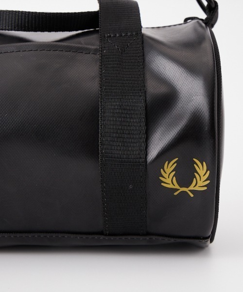 FRED PERRY（フレッドペリー）の「【WEB限定】[FRED PERRY/フレッドペリー] クラシックミニ バレルバッグ（ショルダーバッグ・レディース・ブラック系/ブラック・ONE SIZE）」の14枚目の写真