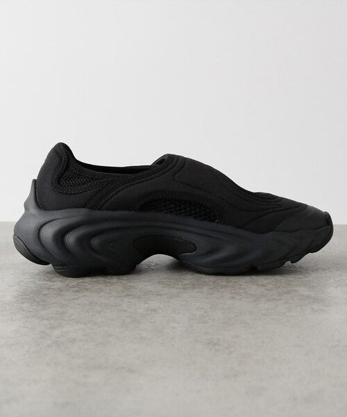 GALLEST(ギャレスト)の「【LACOSTE】SPINOR SANDAL(スニーカー・レディース・ブラック/ホワイト・40/35)」の4枚目の写真