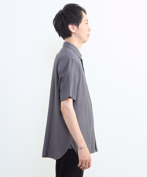 MEN'S MELROSE（メンズメルローズ）の「リネン混ダブルガーゼ 半袖バンドカラーシャツ（シャツ/ブラウス・メンズ・ブルー/ホワイト/ベージュ/グレー・3/4/2）」の17枚目の写真