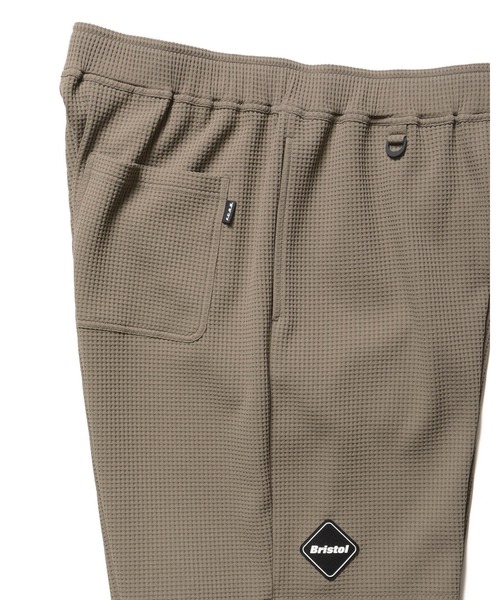 F.C.Real Bristol(エフシーレアルブリストル)の「TECH WAFFLE LOUNGE SHORTS(その他パンツ・メンズ・オフホワイト/ブラック/グレイッシュベージュ・MEDIUM/LARGE/X-LARGE/SMALL)」の12枚目の写真
