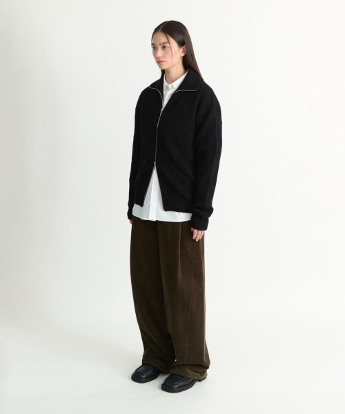 NONBLANK(ノンブランク)の「ルーズフィットジップアップカラーニット_BLACK(ニット/セーター・メンズ・ブラック・MEDIUM/LARGE/X-LARGE)」の9枚目の写真