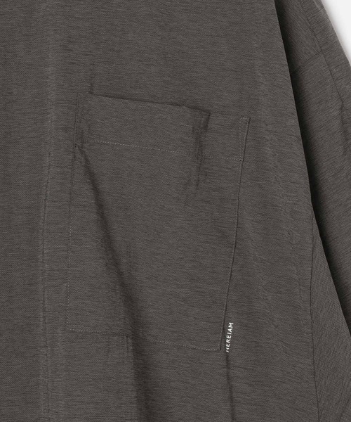HEREIAM(ヘレイアム)の「【HEREIAM MEN】速乾&イージーケア&接触冷感&軽量/マイクロメッシュプルオーバー(Tシャツ/カットソー・メンズ・チャコール/ブラック・MEDIUM/LARGE)」の8枚目の写真