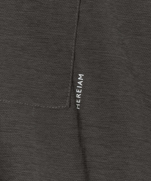 HEREIAM(ヘレイアム)の「【HEREIAM MEN】速乾&イージーケア&接触冷感&軽量/マイクロメッシュプルオーバー(Tシャツ/カットソー・メンズ・チャコール/ブラック・MEDIUM/LARGE)」の5枚目の写真