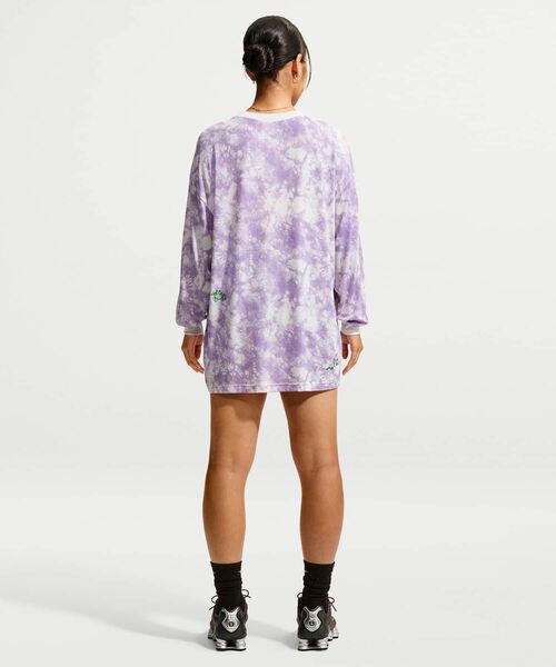 NIKE(ナイキ)の「ナイキ スポーツウェア ウィメンズ オーバーサイズド ロングスリーブ Tシャツ / Nike Sportswear Women's Oversized Long-Sleeve T-Shirt IW1215-544 Monarch Purple(Tシャツ/カットソー・レディース・パープル系その他2・XL/XS/S/M/L)」の5枚目の写真