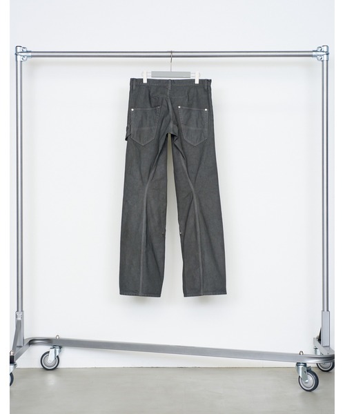 NVRFRGT(ネヴァーフォーゲット)の「CURVED LEG DOUBLE KNEE WORK PANTS(デニムパンツ・メンズ・ブラック/グレー・2/3/1)」の8枚目の写真