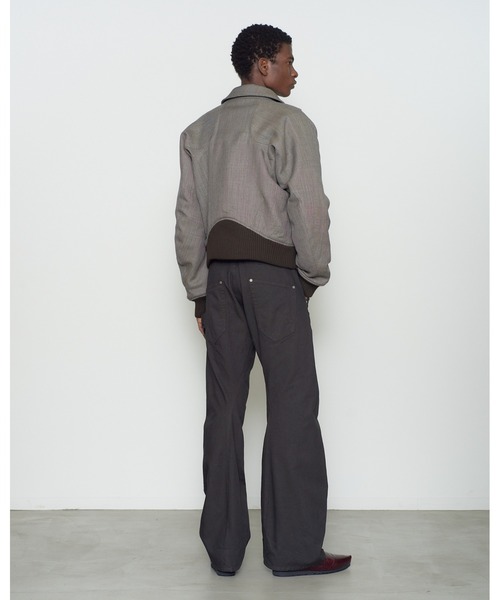 NVRFRGT(ネヴァーフォーゲット)の「CURVED LEG DOUBLE KNEE WORK PANTS(デニムパンツ・メンズ・ブラック/グレー・2/3/1)」の4枚目の写真