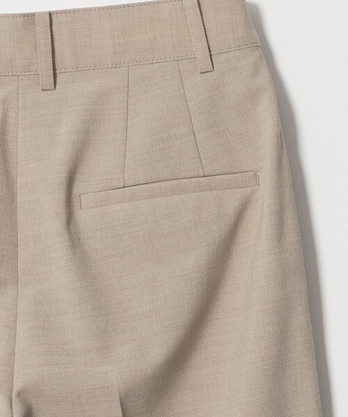 green label relaxing(グリーンレーベルリラクシング)の「リネンライク ストレート パンツ 2 マシンウォッシャブル 接触冷感(スラックス・レディース・ベージュ/ダークグレー・38/40/36)」の19枚目の写真