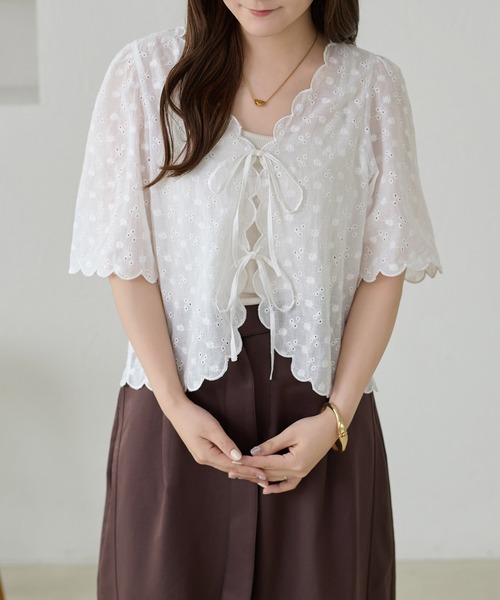 apres jour clair（アプレジュールクレア）の「【apres jour clair】コットンレースリボントップス（シャツ/ブラウス・レディース・クリーム/ライトブルー/ブラウン系その他/オフホワイト・フリー/X-LARGE）」の6枚目の写真
