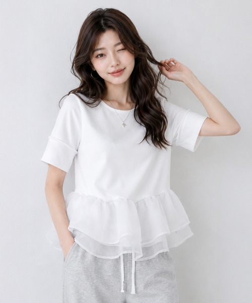 by LEGNA（バイレグナ）の「シアーフリルペプラムトップス（Tシャツ/カットソー・レディース・ホワイト/ブラック/グレー・MEDIUM/LARGE）」の6枚目の写真