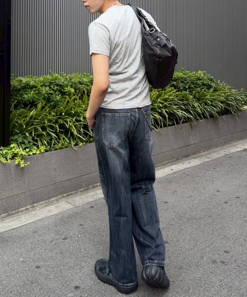 Chikashitsu +(チカシツプラス)の「【Chikashitsu +】vintage like belt zipper bag / 【チカシツプラス】ヴィンテージライクベルトジッパーショルダーバッグ(ショルダーバッグ・メンズ・ブラック・ONE SIZE)」の21枚目の写真