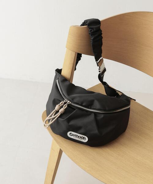 OUTDOOR PRODUCTS(アウトドアプロダクツ)の「OUTDOOR PRODUCTS/【別注】OUTDOOR PRODUCTS Sling Bag(ボディバッグ/ウエストポーチ・レディース・ベージュ/ブラック・F)」の2枚目の写真