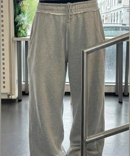 ampm(エーエムピーエム)の「スウェットパンツ ワイドパンツ レイヤード ルーズパンツイージーパンツ(スウェットパンツ・レディース・グレー・FREE)」の12枚目の写真