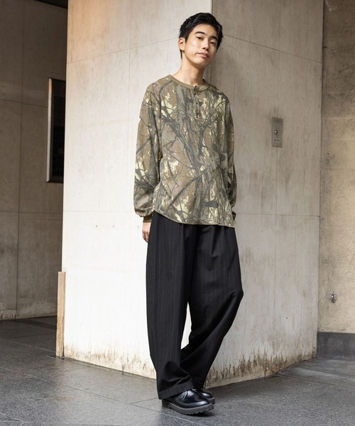 niko and...(ニコアンド)の「シャンブレーストライプパンツ(その他パンツ・メンズ・ブラック/スモーク・LARGE/MEDIUM)」の19枚目の写真