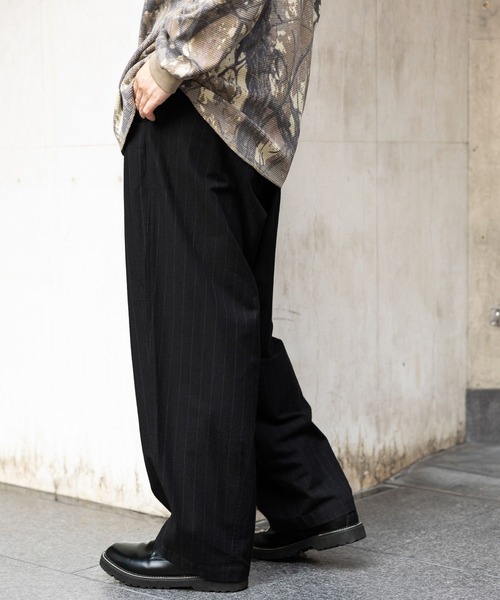 niko and...(ニコアンド)の「シャンブレーストライプパンツ(その他パンツ・メンズ・ブラック/スモーク・LARGE/MEDIUM)」の22枚目の写真