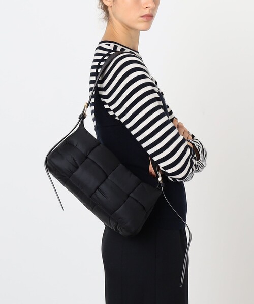 VIOLAd'ORO(ヴィオラドーロ)の「VIOLAd'ORO NYLON SHOULDER バッグ(ショルダーバッグ・レディース・ブラック・FREE)」の2枚目の写真